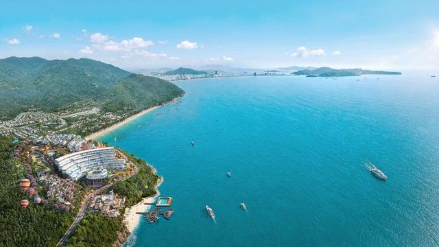 Bờ biển Quy Nhơn nhìn từ trên cao
